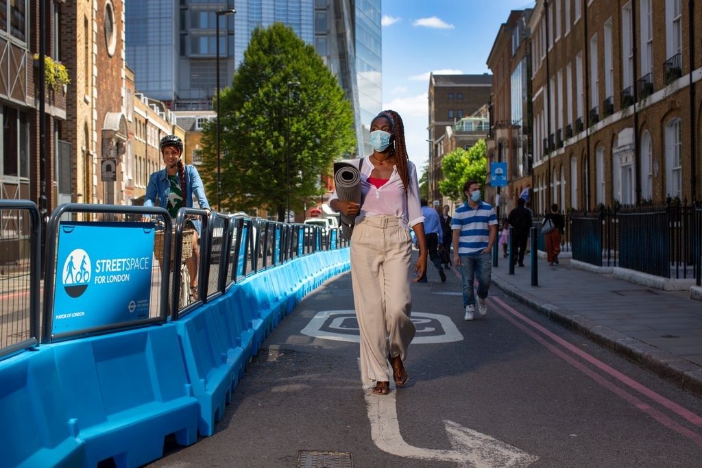 StreetSpace campaign Photo: Nick Turpin for TFL